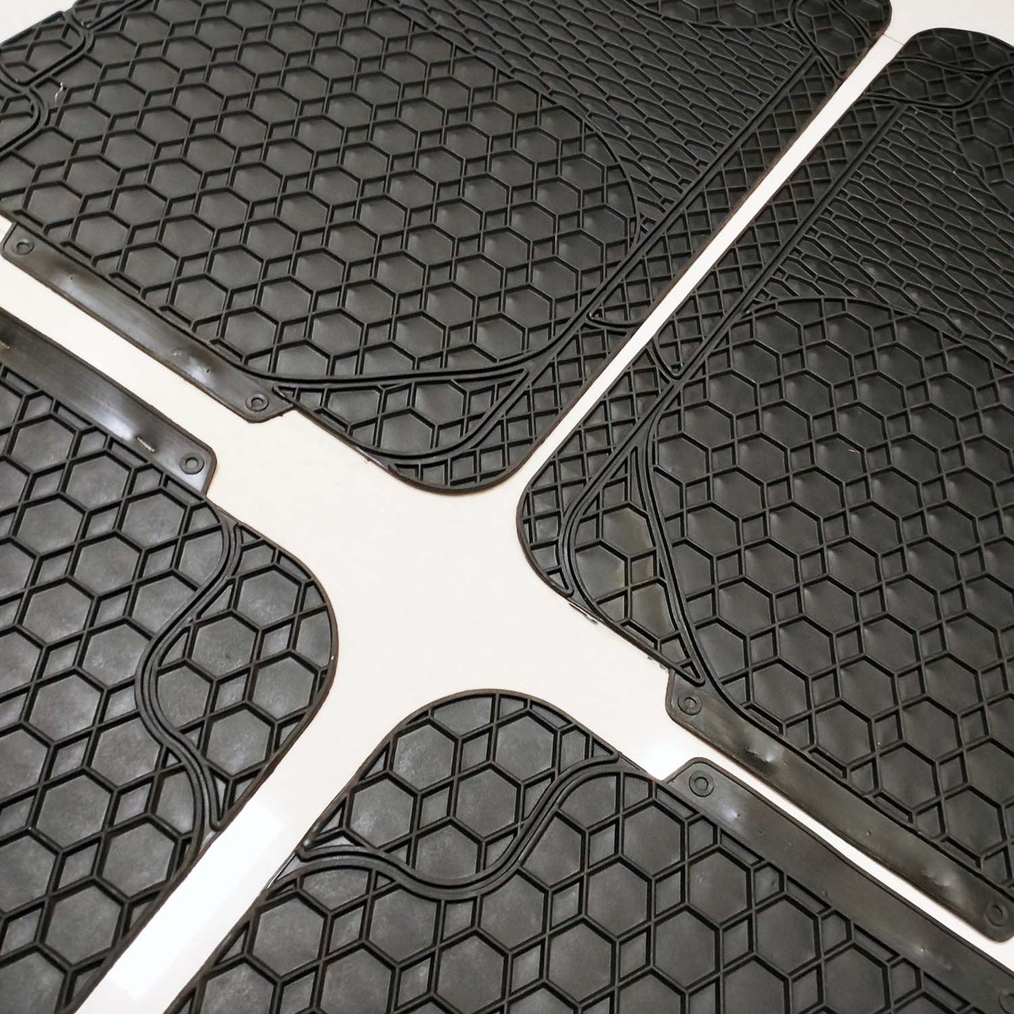Universal Car Floor Mat - Honeycomb